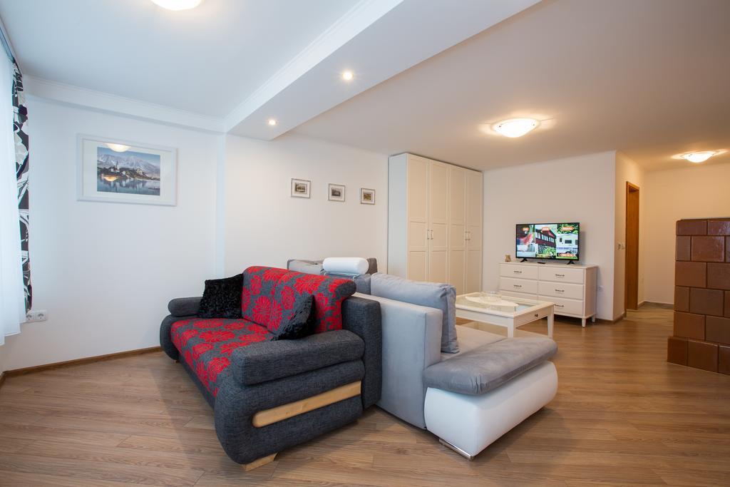 Apartments Grom Bled Esterno foto