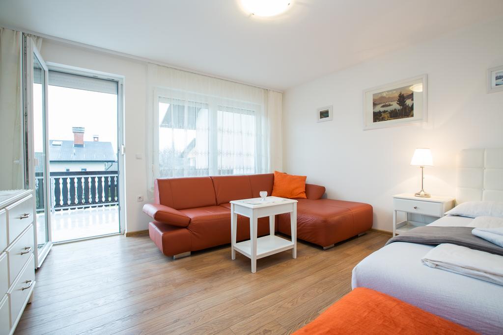 Apartments Grom Bled Esterno foto